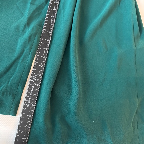 J. Crew Ruffle Sleeve Jumpsuit in 365 Crepe Emerald Green Sz 16 NWT - Picture 10 of 12